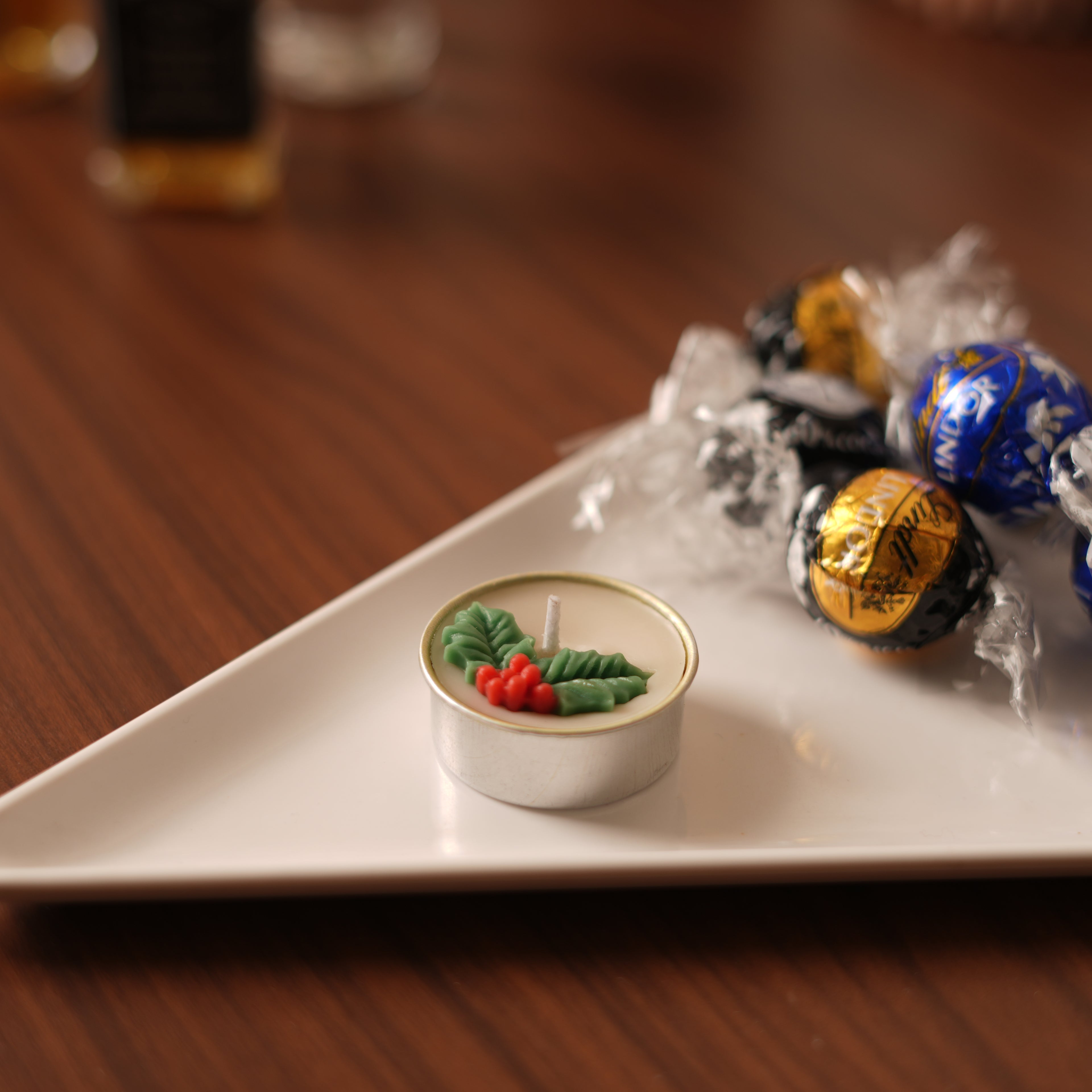 Holly Berry Glow Christmas Tealight Scented Candle